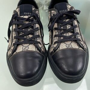 Gucci Men’s Sneakers size 9